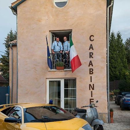 Casa Dei Carabinieri Hotel Merchweiler Eksteriør billede