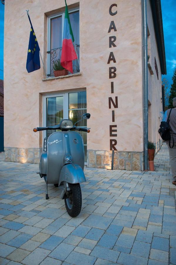 Casa Dei Carabinieri Hotel Merchweiler Eksteriør billede